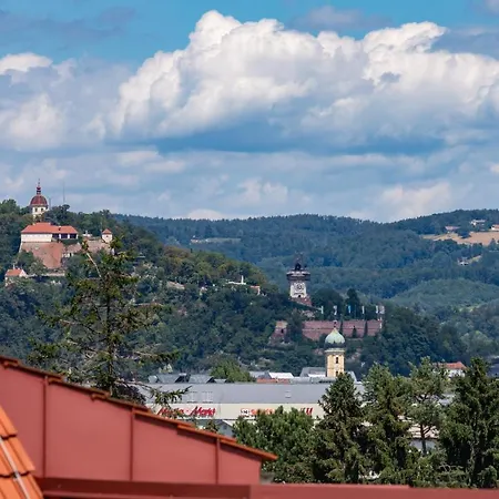 Andreas' Dachwohnung Mit Terrasse Daire